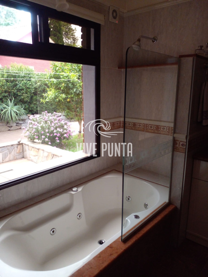 Casa ID.509 - Casa en venta en zona mansa punta del Este 