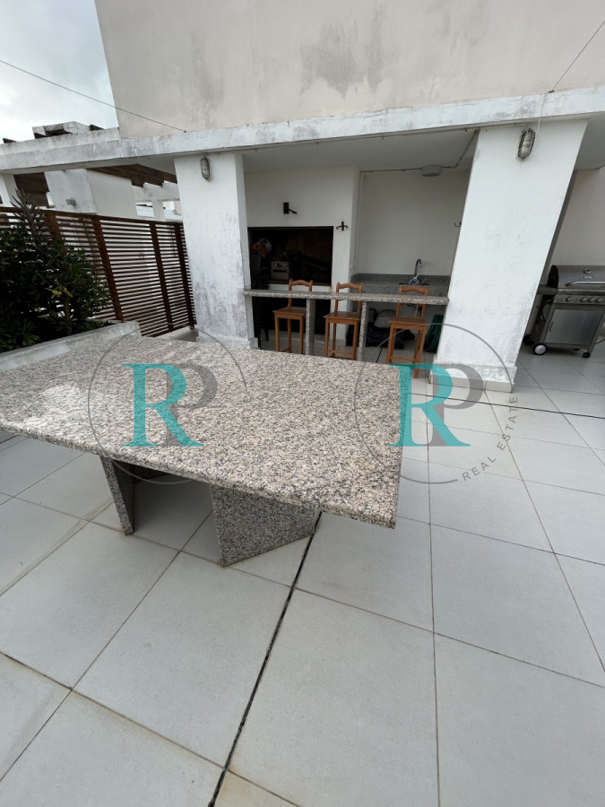Apartamento ID.1915 - Apartamento de dos dormitorios en venta en zona del Puerto de Punta del Este 