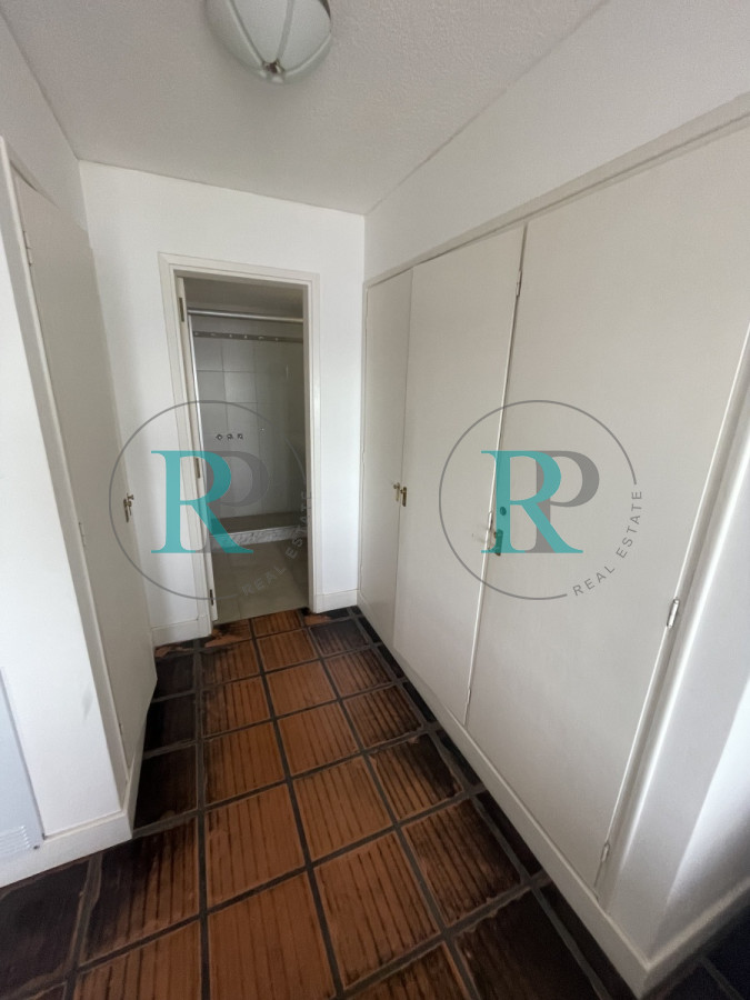 Apartamento ID.1916 - Apartamento en venta  de 3 dormitorios en Punta del Este