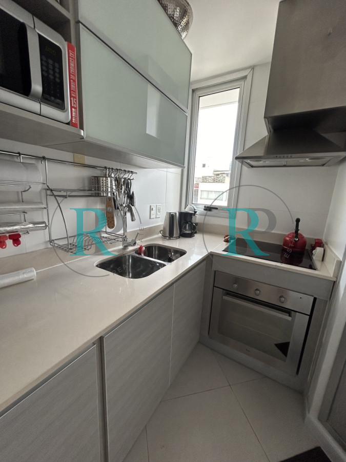 Apartamento ID.1915 - Apartamento de dos dormitorios en venta en zona del Puerto de Punta del Este 