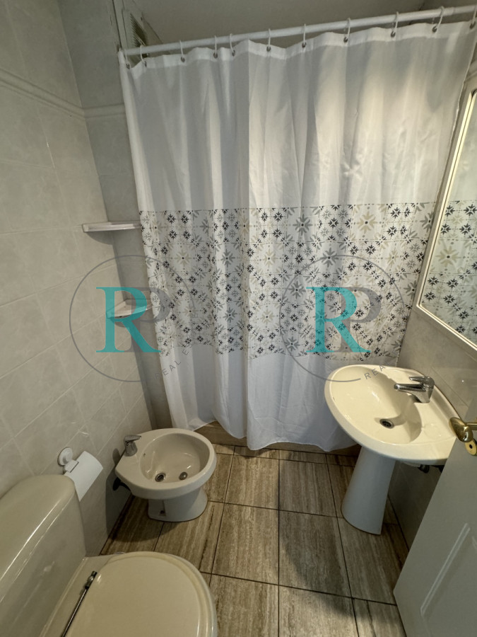 Apartamento ID.1927 - Apartamento de 1 dormitorio en venta en Torre con servicios 