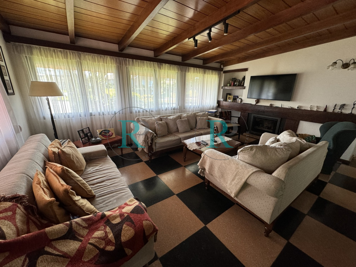 Casa ID.2050 - En venta Zona Mansa , Punta del Este 