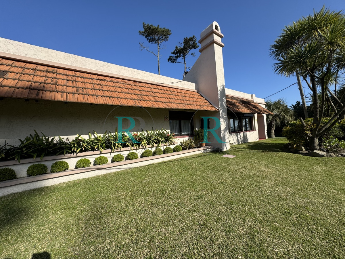 Casa ID.2050 - En venta Zona Mansa , Punta del Este 