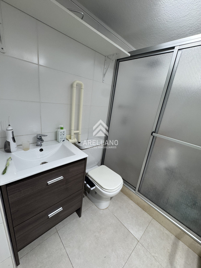 Apartamento ID.5519 - Apartamento de 2 dormitorios en venta en Peninsula , Punta del Este 