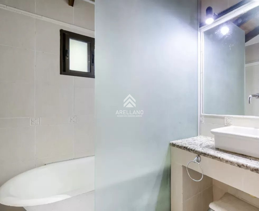 Casa ID.2562 - Venta casa 4 dormitorios  Cantegril 