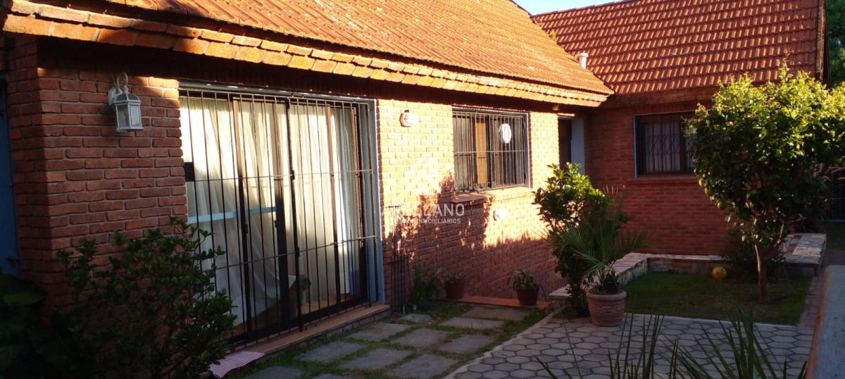 Casa ID.2402 - Venta casa 2 dormitorios 