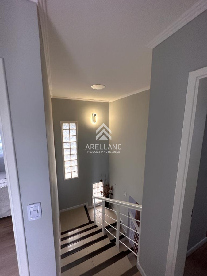 Casa ID.3120 - Casa en venta de 4 dormitorios en Barrio privado Punta del Este