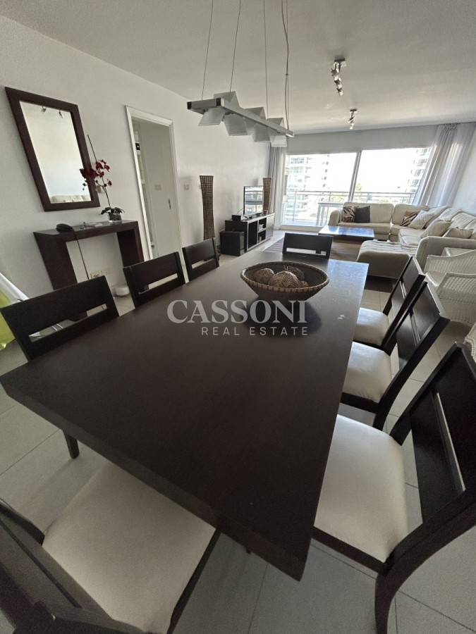 Apartamento ID.1761 - Apartamento de 3 domrmitorios en venta Punta del este 