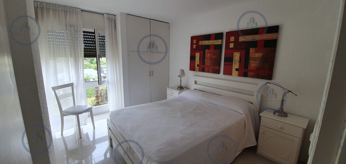 Apartamento ID.3299 - Apartamento en venta de dos dormitorios en Punta del Este 