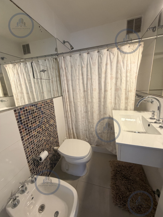 Apartamento ID.3299 - Apartamento en venta de dos dormitorios en Punta del Este 