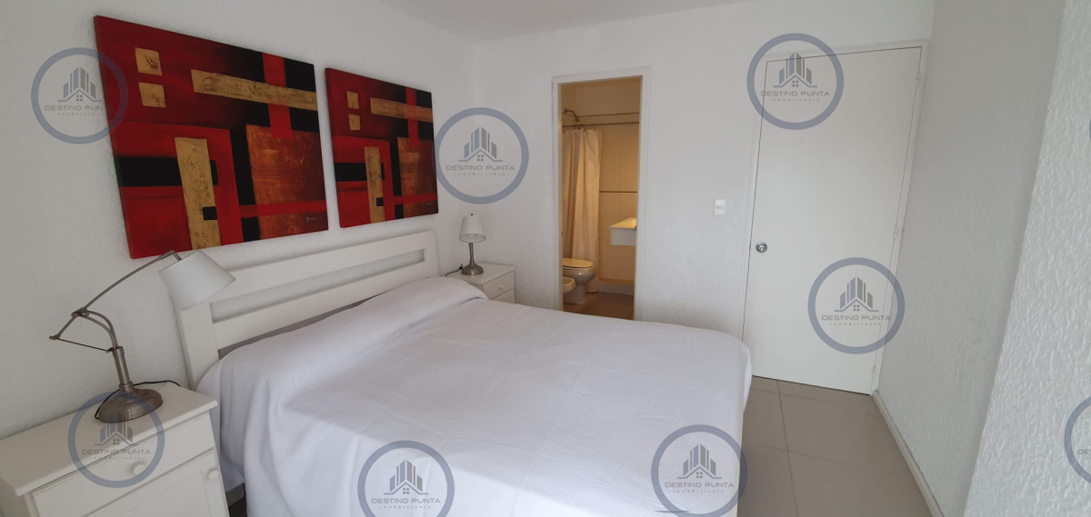 Apartamento ID.3299 - Apartamento en venta de dos dormitorios en Punta del Este 