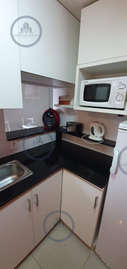 Apartamento ID.3299 - Apartamento en venta de dos dormitorios en Punta del Este 