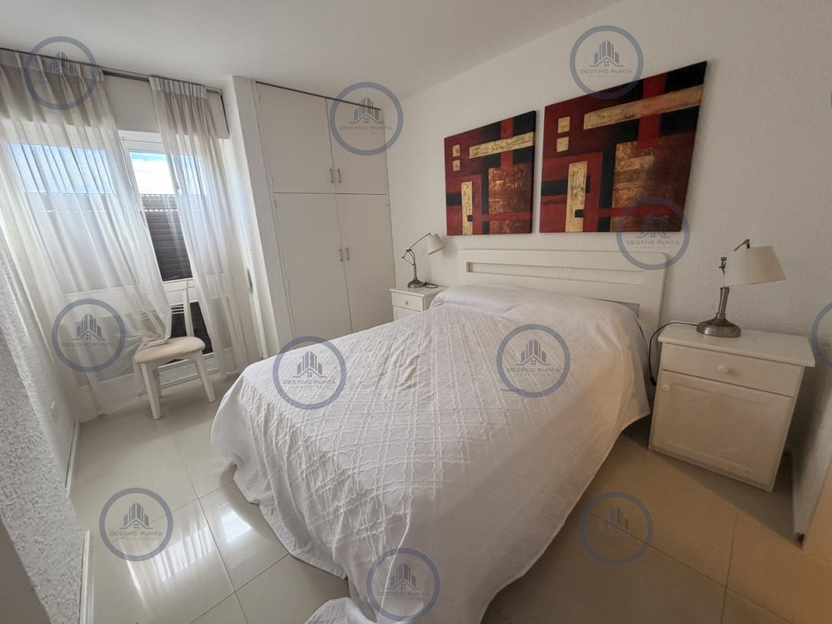 Apartamento ID.3299 - Apartamento en venta de dos dormitorios en Punta del Este 