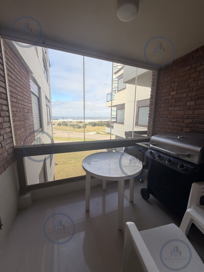 Apartamento ID.3299 - Apartamento en venta de dos dormitorios en Punta del Este 
