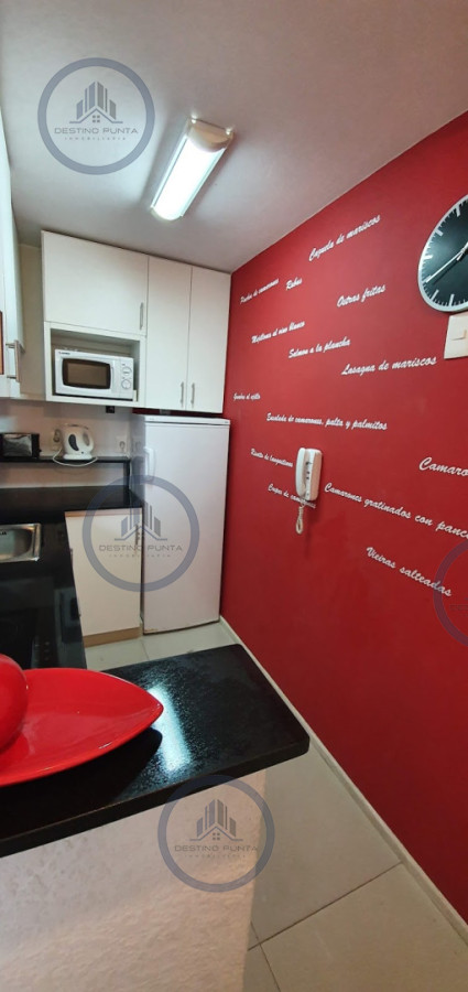Apartamento ID.3299 - Apartamento en venta de dos dormitorios en Punta del Este 