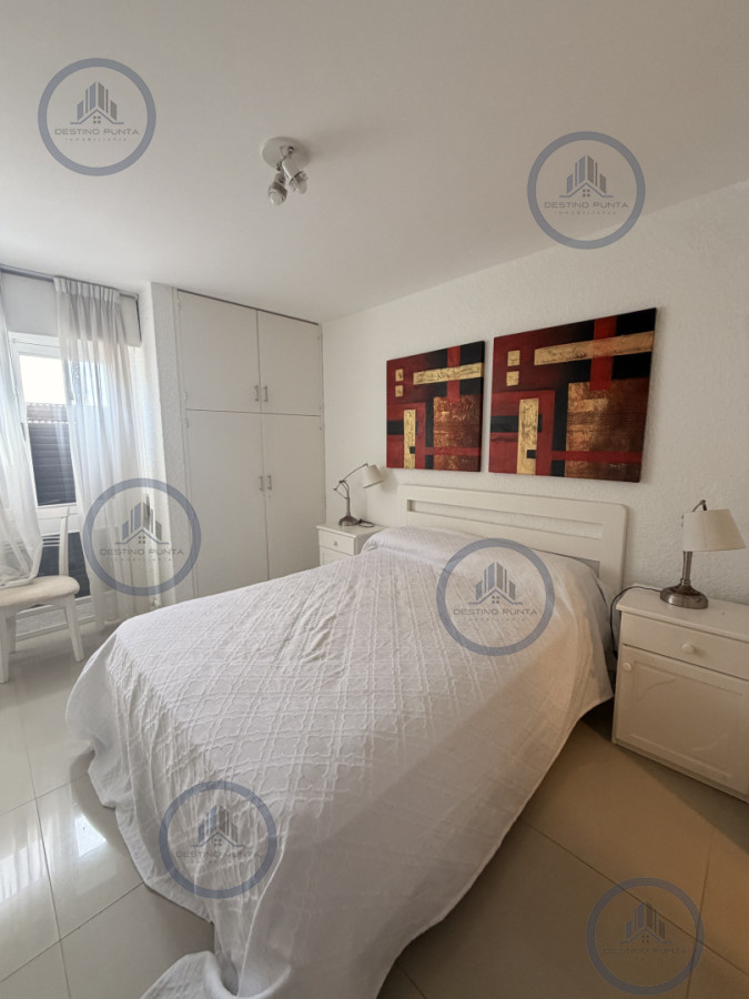 Apartamento ID.3299 - Apartamento en venta de dos dormitorios en Punta del Este 