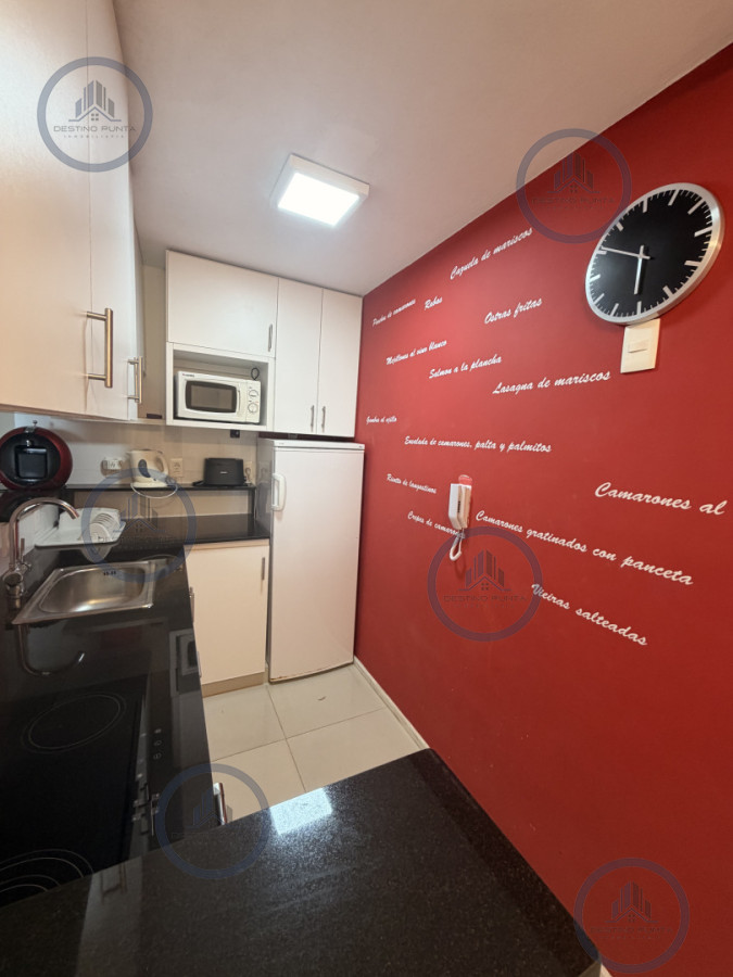 Apartamento ID.3299 - Apartamento en venta de dos dormitorios en Punta del Este 