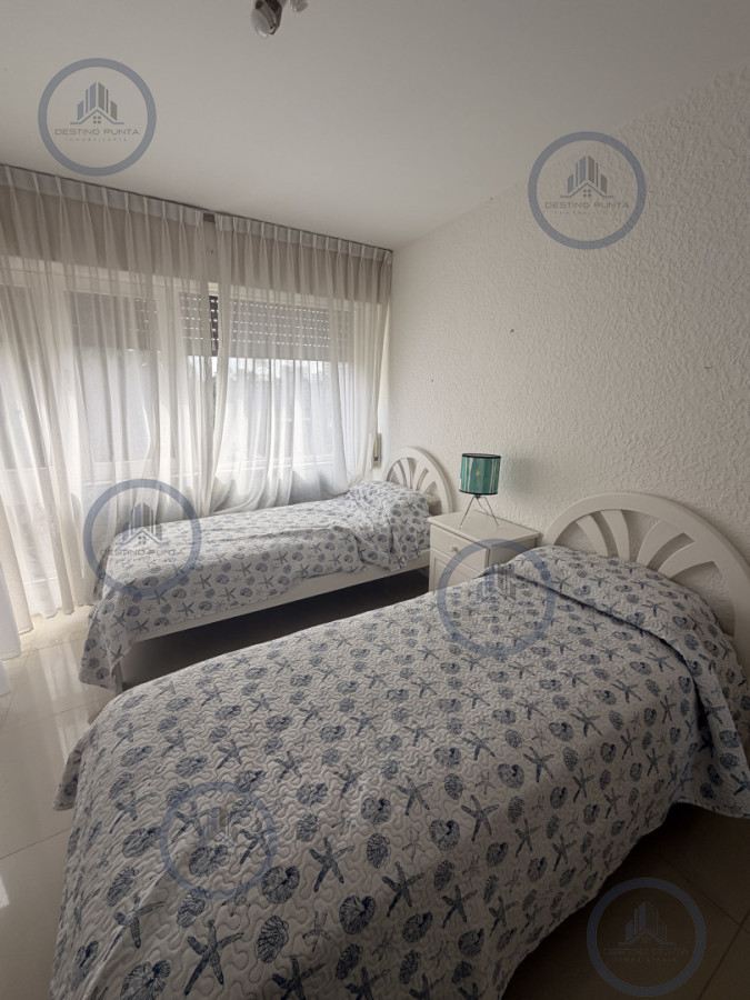 Apartamento ID.3299 - Apartamento en venta de dos dormitorios en Punta del Este 