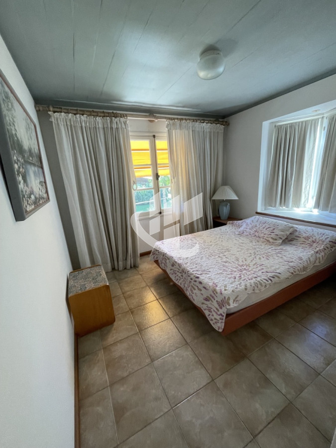 Apartamento ID.704 - Apartamento, venta, 3 dormitorios, Mansa, Punta del Este