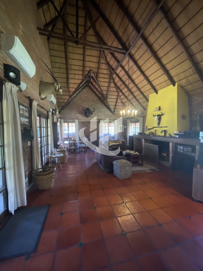 Casa ID.740 - Venta, casa, 3 dormitorios, Jardines de Cordoba, Punta del Este