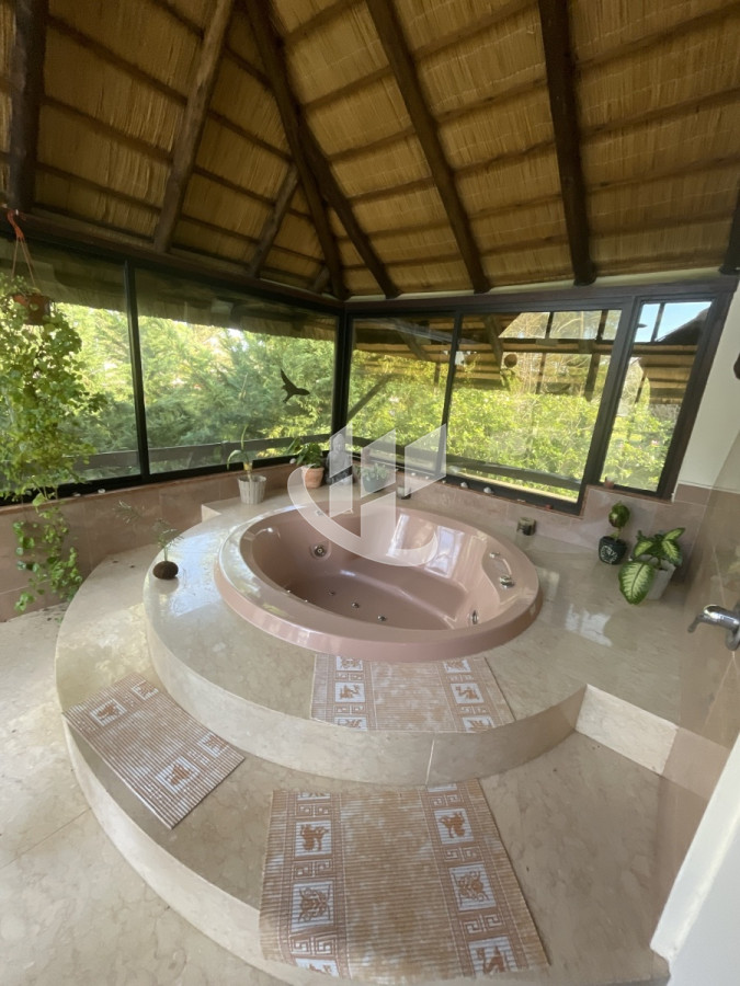 Casa ID.740 - Venta, casa, 3 dormitorios, Jardines de Cordoba, Punta del Este
