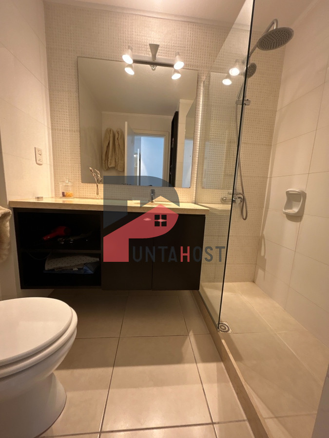 Apartamento ID.24 - Apartamento en venta de 3 dormitorios en Punta del Este 