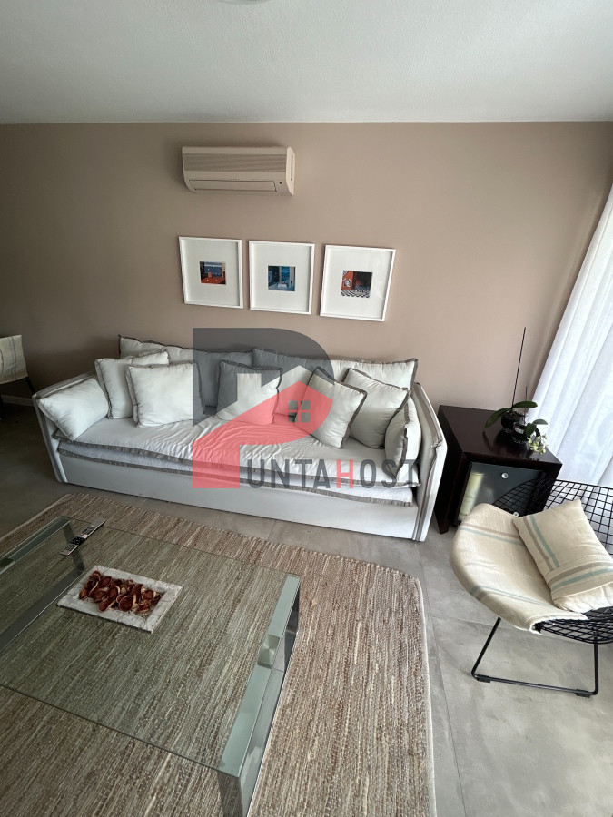Apartamento ID.24 - Apartamento en venta de 3 dormitorios en Punta del Este 