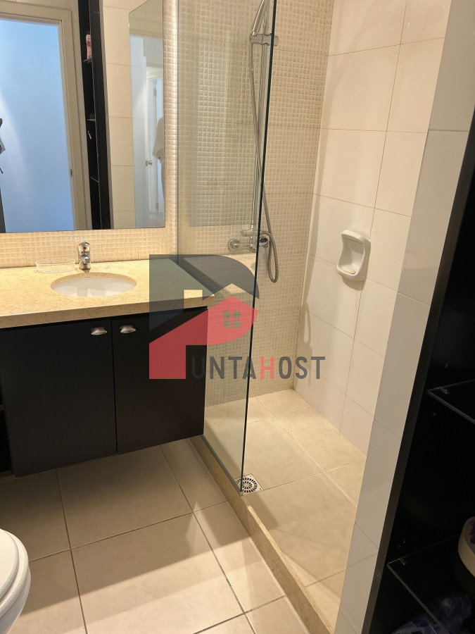 Apartamento ID.24 - Apartamento en venta de 3 dormitorios en Punta del Este 
