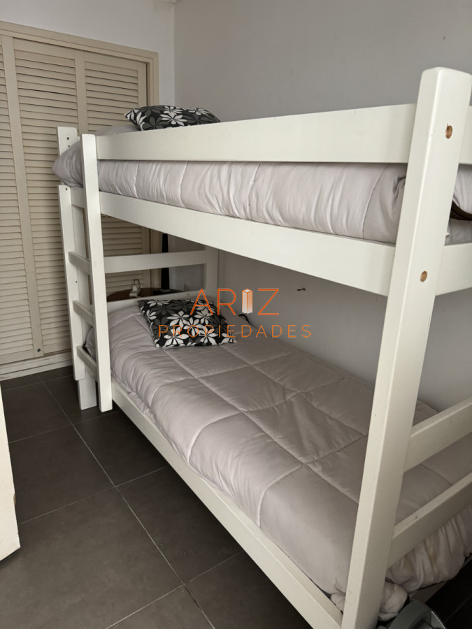 Apartamento ID.2297 - Venta apartamento de 3 dormitorios y servicio en venta  Punta del Este 