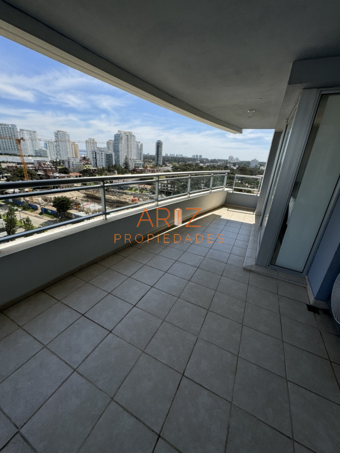 Apartamento ID.2157 - Apartamento d 3 dormitorios  en venta en Punta del Este Brava Todos los servicios