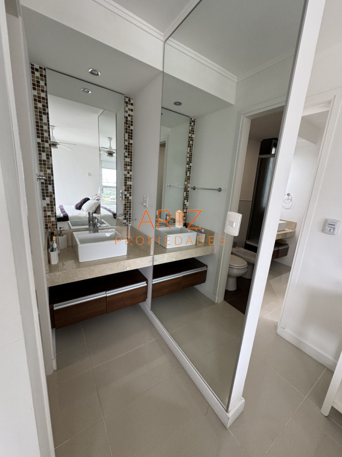 Apartamento ID.2154 - Venta Apartamento de 3 dormitorios en venta en Punta del Este Brava
