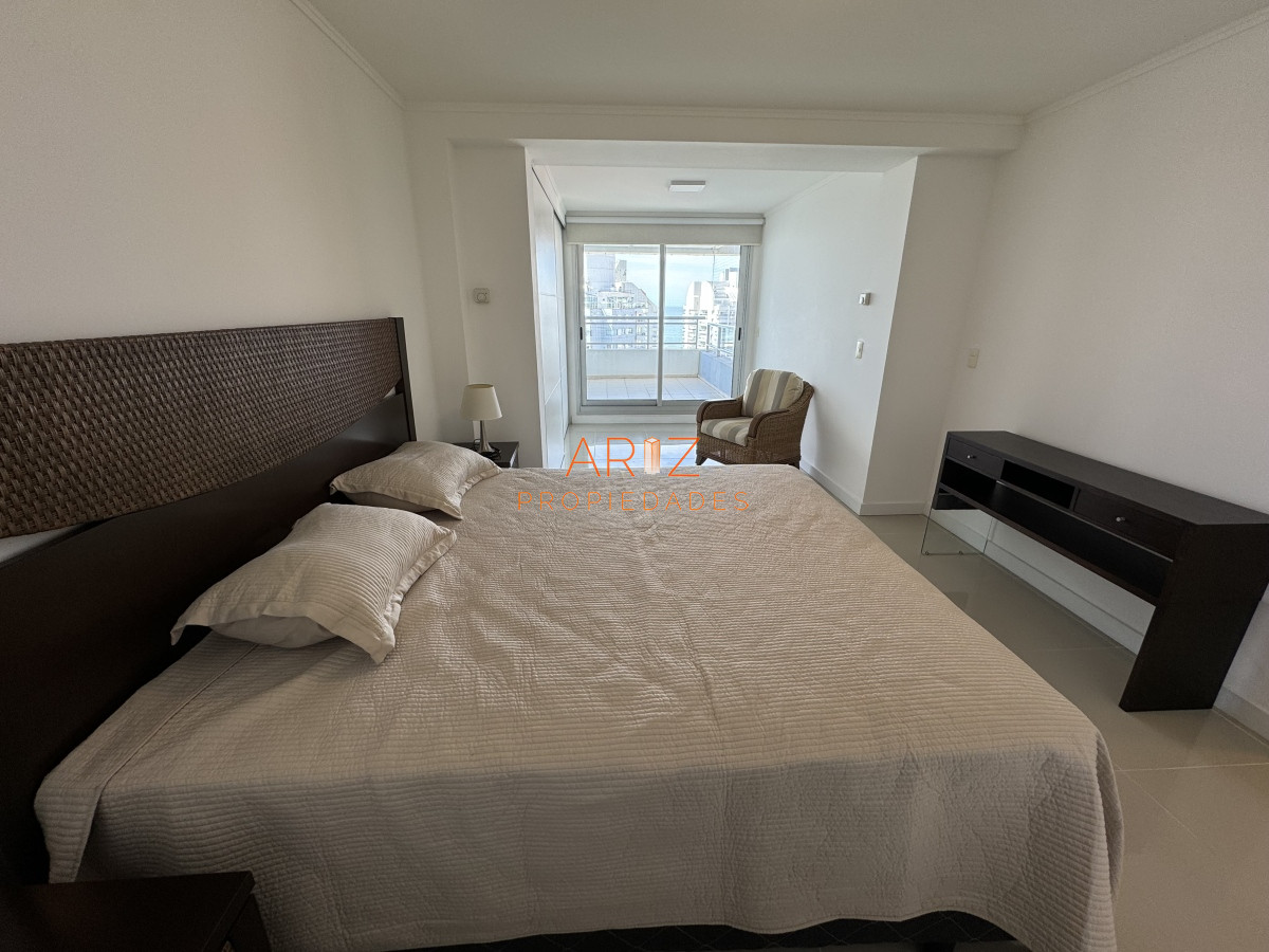 Apartamento ID.2155 - Apartamento de 3 dormitorios en venta en Punta del Este IMPERDIBLE