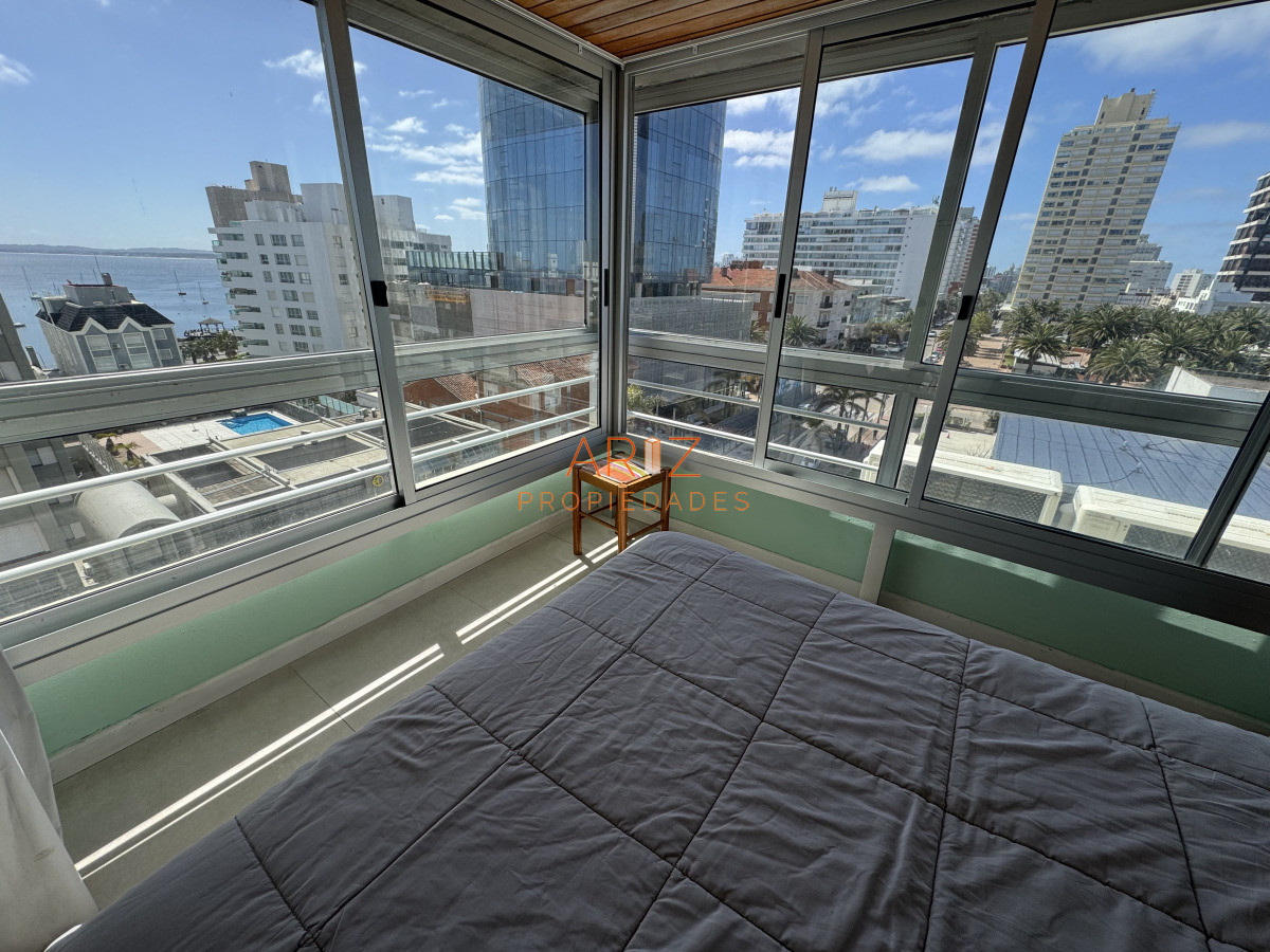 Apartamento ID.2435 - Apartamento de dos dormitorios en venta en Peninsula , Punta del Este 