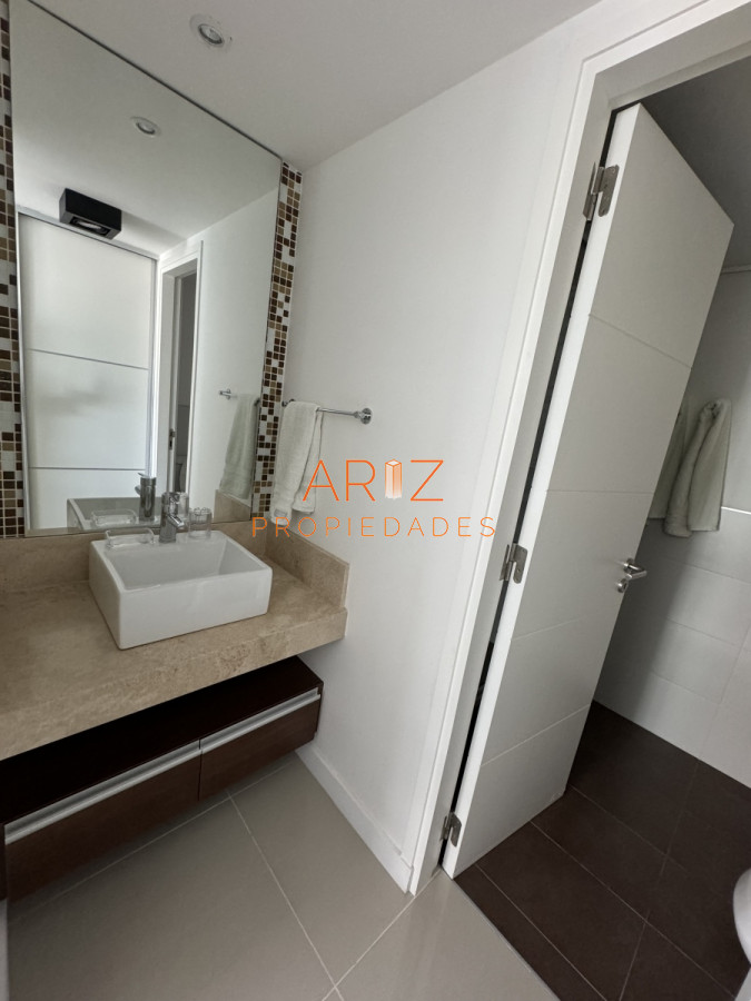 Apartamento ID.2157 - Apartamento d 3 dormitorios  en venta en Punta del Este Brava Todos los servicios