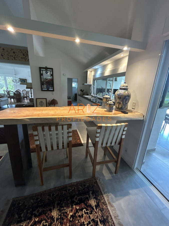 Casa ID.2188 - Espectacular casa en venta ubicada en San Rafael Punta del Este , 4 dormitorios 