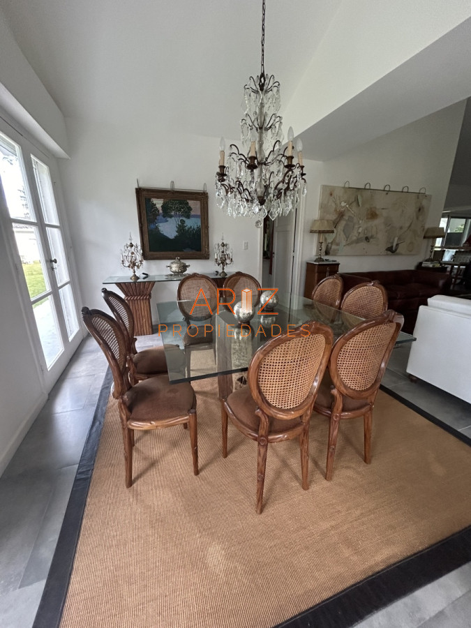 Casa ID.2188 - Espectacular casa en venta ubicada en San Rafael Punta del Este , 4 dormitorios 