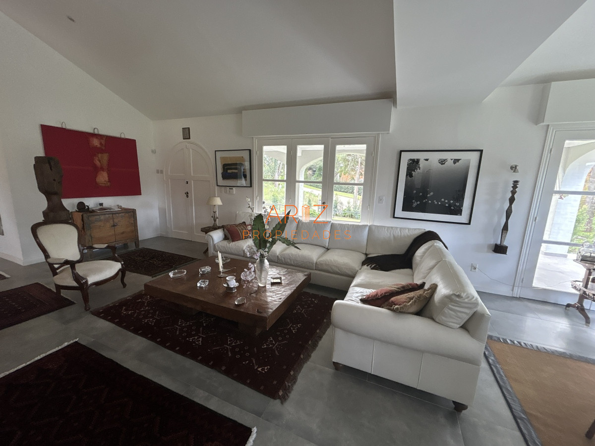 Casa ID.2188 - Espectacular casa en venta ubicada en San Rafael Punta del Este , 4 dormitorios 