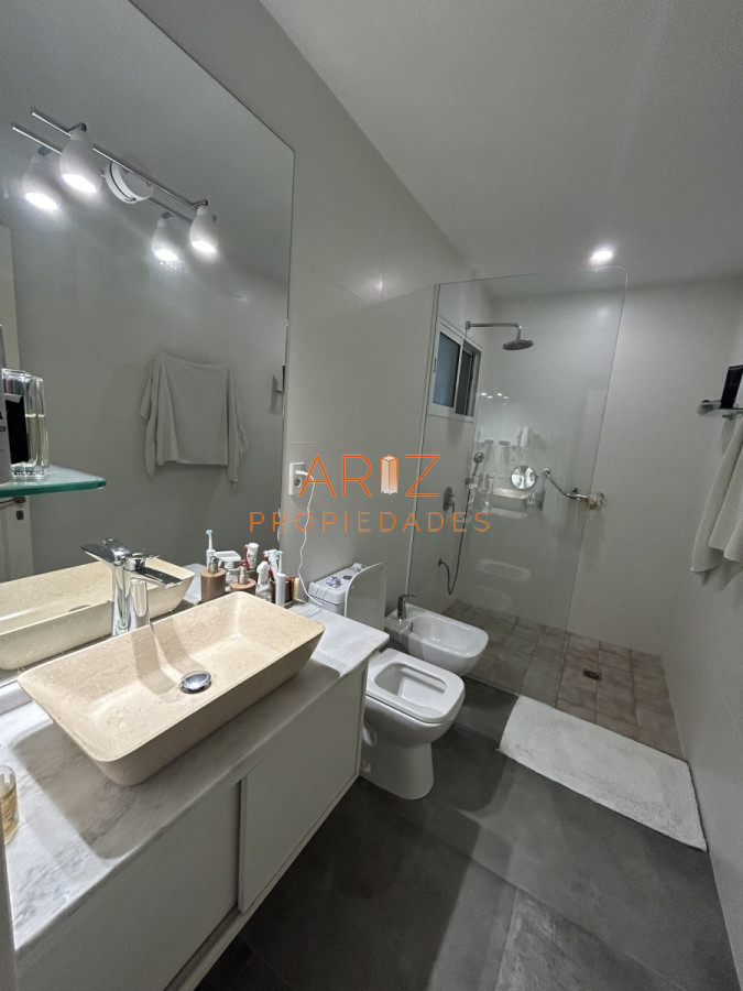 Casa ID.2188 - Espectacular casa en venta ubicada en San Rafael Punta del Este , 4 dormitorios 