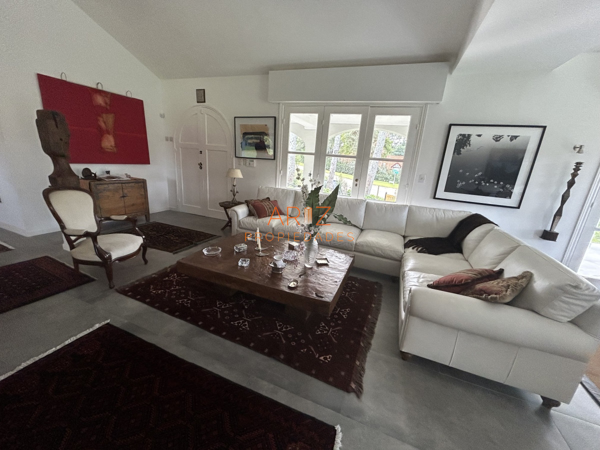 Casa ID.2188 - Espectacular casa en venta ubicada en San Rafael Punta del Este , 4 dormitorios 