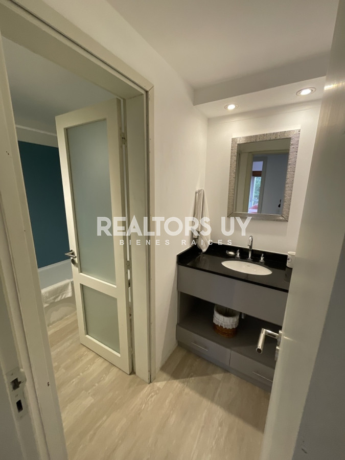 Apartamento ID.134 - Apartamento en Roosevelt - Punta del Este 3 dormitorios y dependencia 