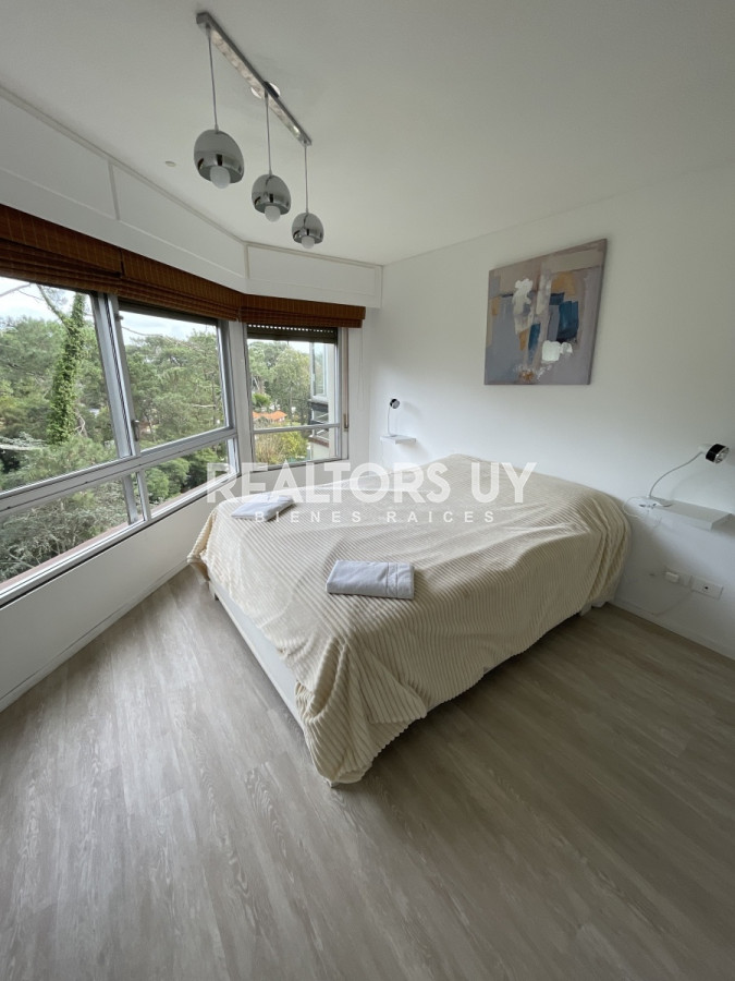 Apartamento ID.134 - Apartamento en Roosevelt - Punta del Este 3 dormitorios y dependencia 