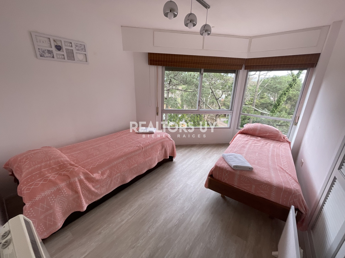 Apartamento ID.134 - Apartamento en Roosevelt - Punta del Este 3 dormitorios y dependencia 