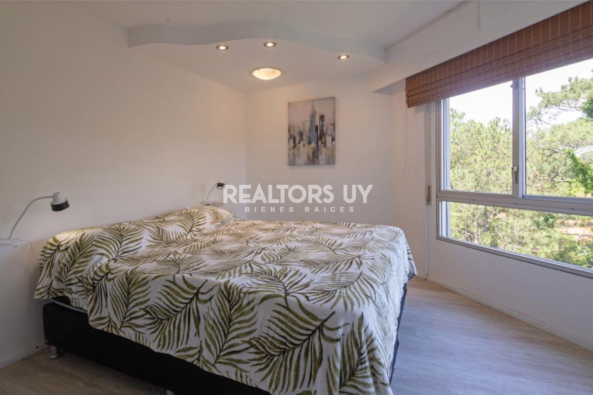 Apartamento ID.134 - Apartamento en Roosevelt - Punta del Este 3 dormitorios y dependencia 