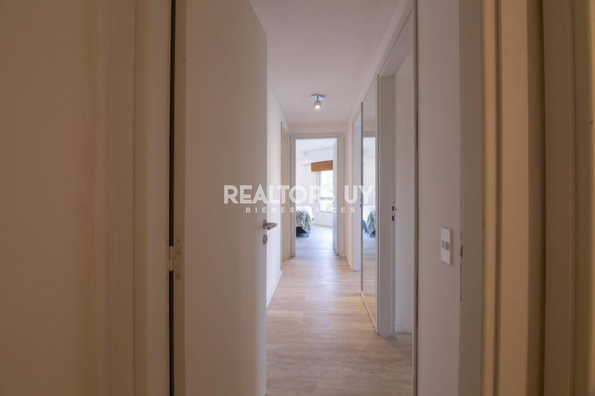 Apartamento ID.134 - Apartamento en Roosevelt - Punta del Este 3 dormitorios y dependencia 