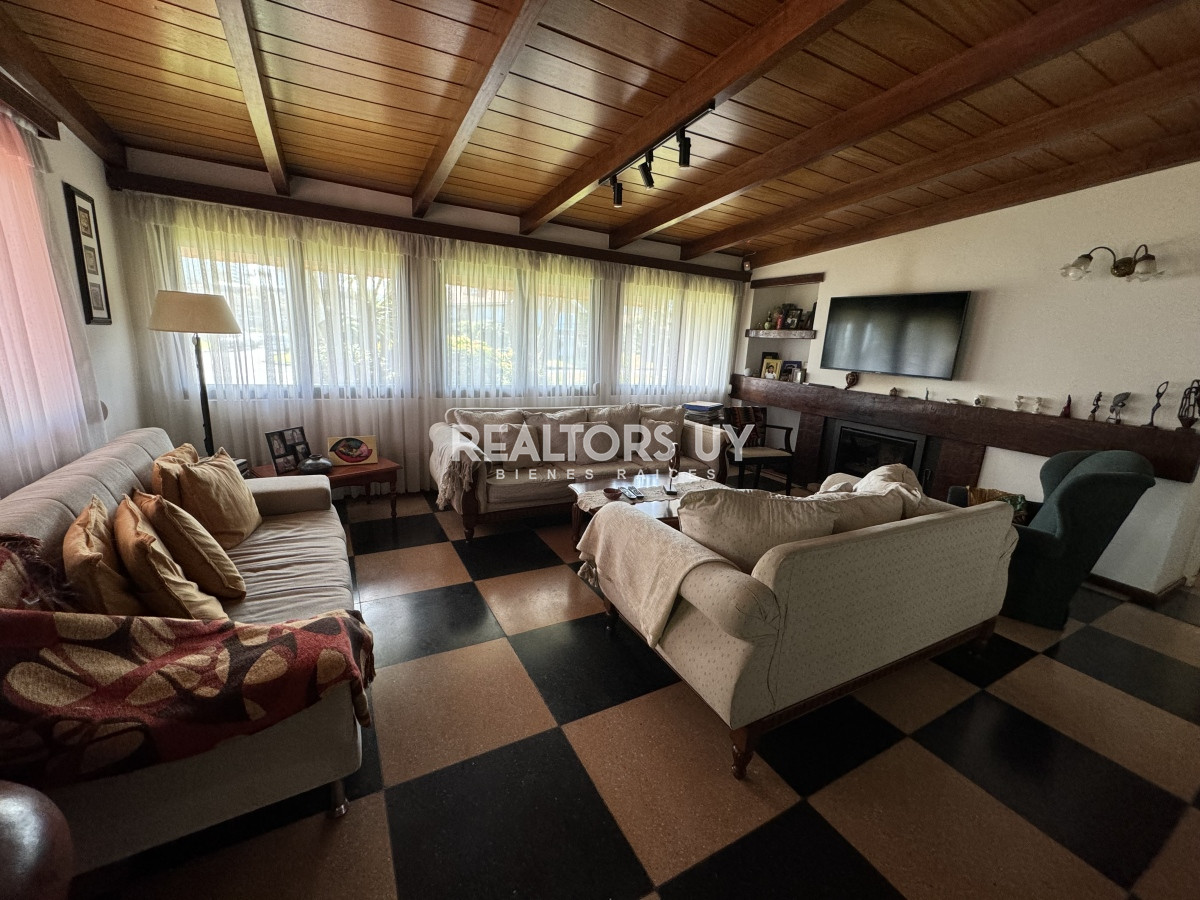Casa ID.308 - En venta Zona Mansa , Punta del Este 