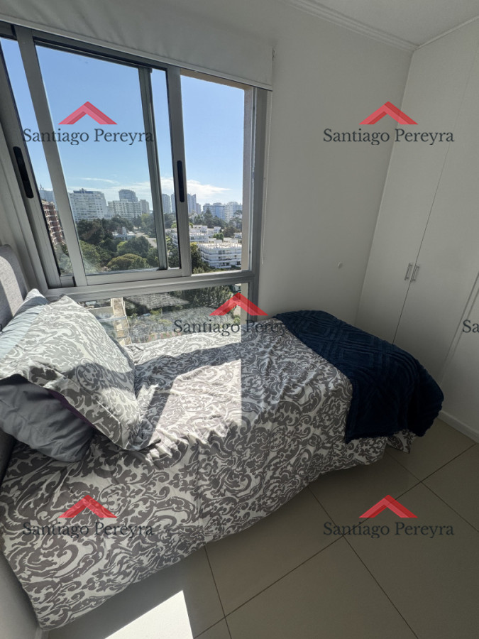 Apartamento ID.17006 - Apartamento de dos dormitorios con servicios en venta!!  