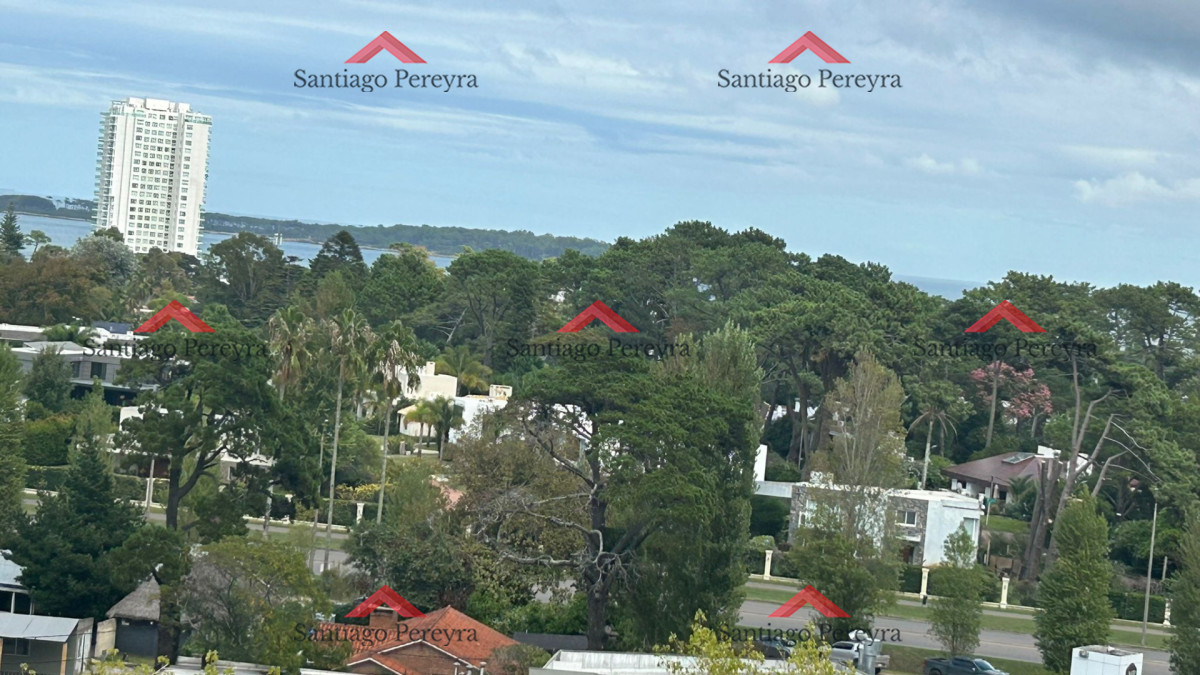 Apartamento ID.17101 - Apartamento de dos dormitorios en venta en Roosevelt Punta del Este 