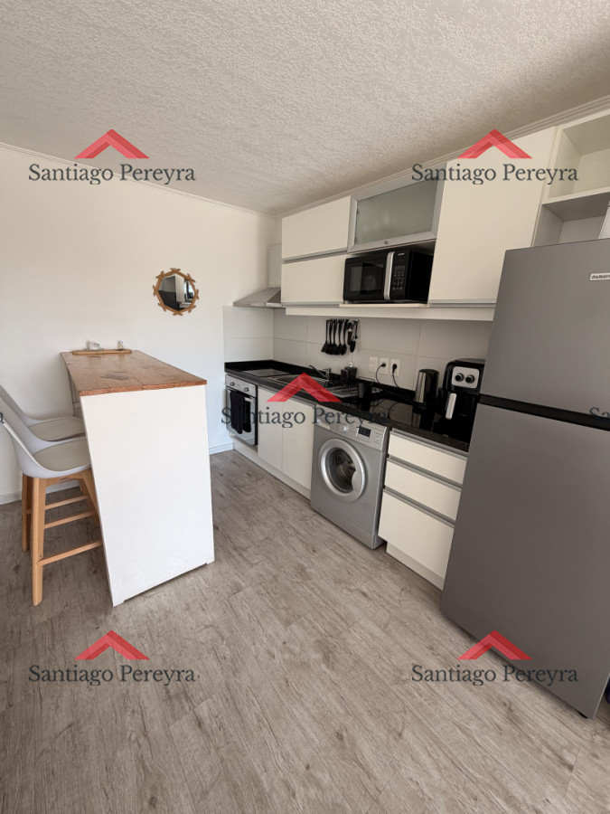 Apartamento ID.17006 - Apartamento de dos dormitorios con servicios en venta!!  