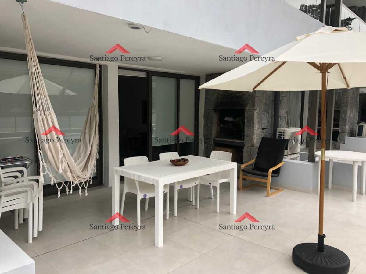 Apartamento ID.14435 - Moderno apartamento en venta, 1 dormitorio y medio, parrillero propio, piscina climatizada, gimnasio, mucama