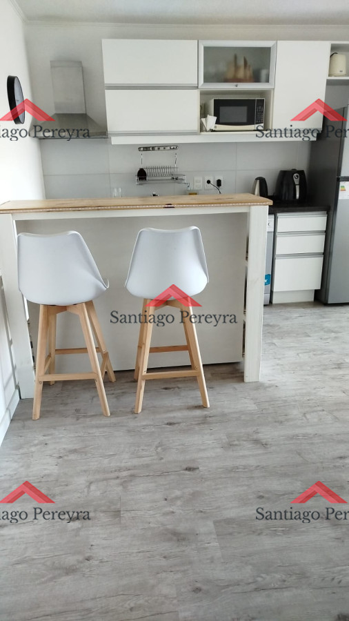 Apartamento ID.17006 - Apartamento de dos dormitorios con servicios en venta!!  